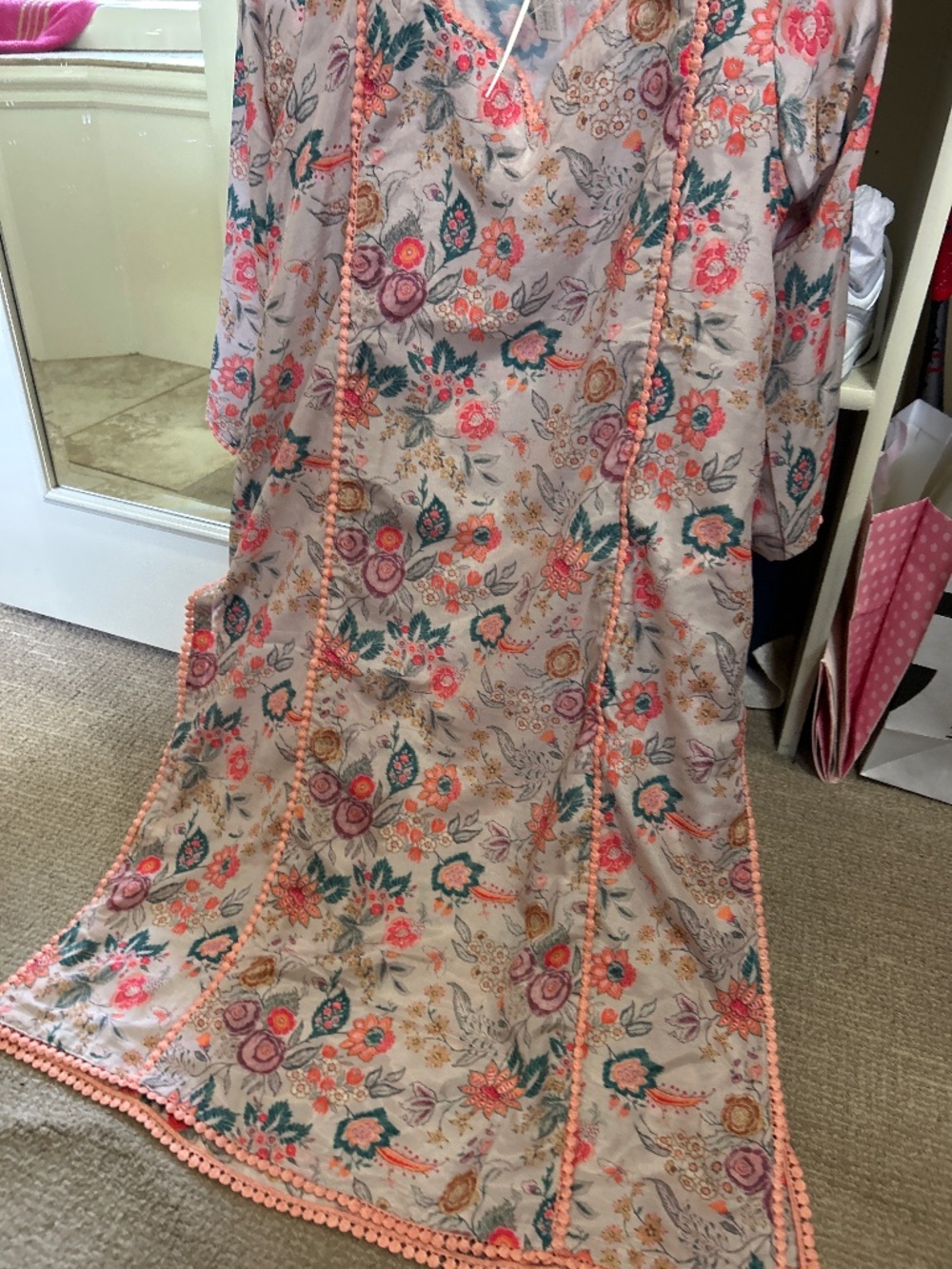 Extremely stylish Indian Pakistani kurta set